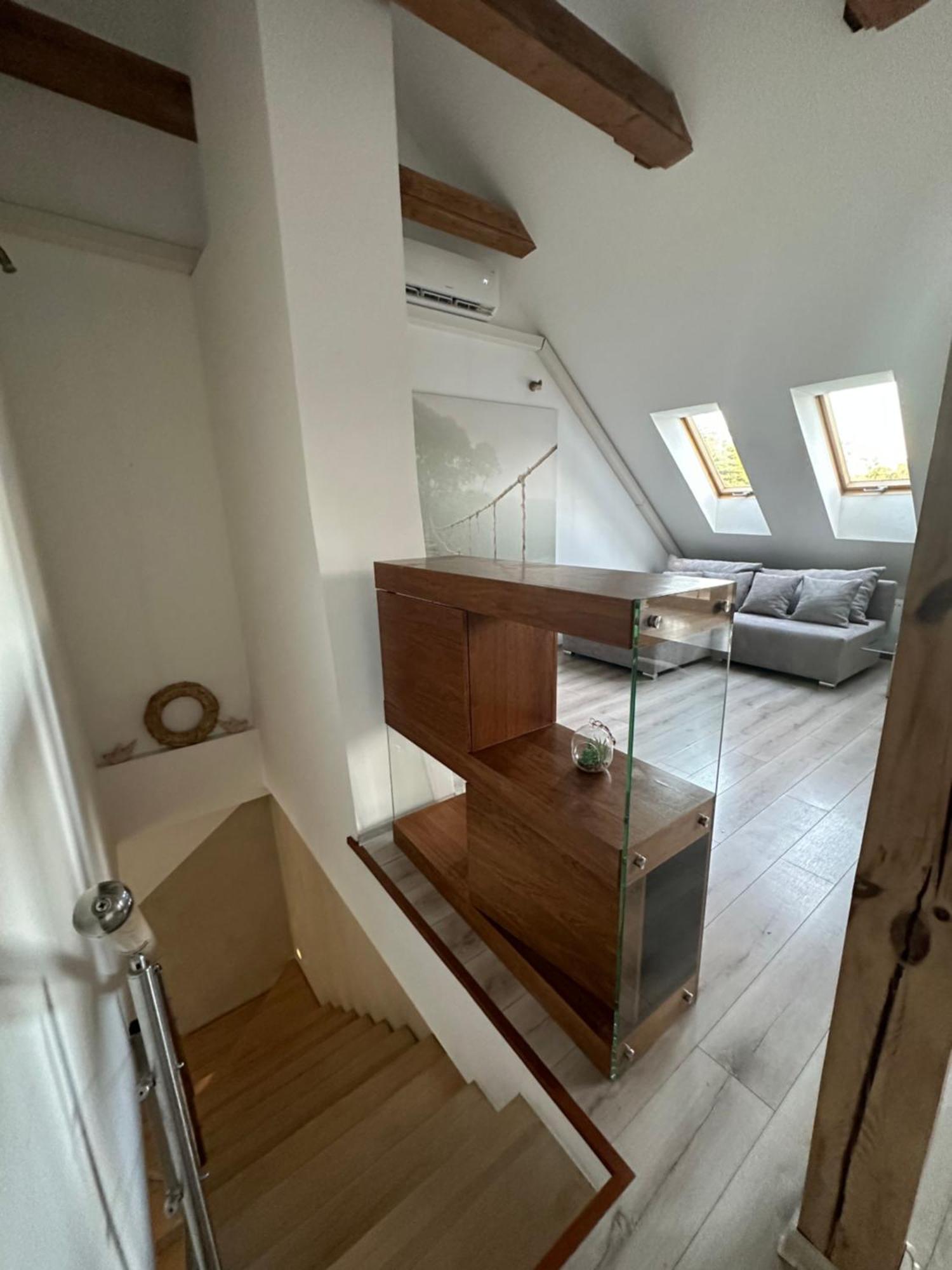 טיצ'י Apartament Aesthetic מראה חיצוני תמונה